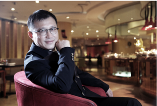 沈东军（通灵珠宝董事长兼CEO）