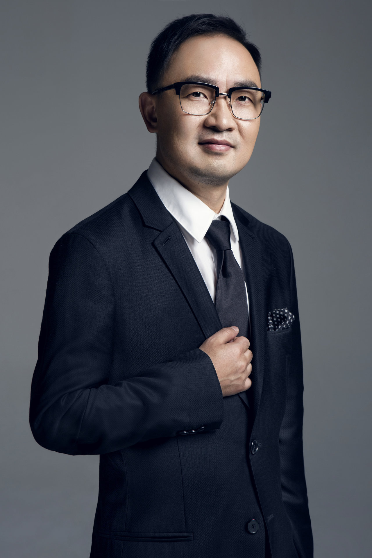 向海龙（百度高级副总裁）